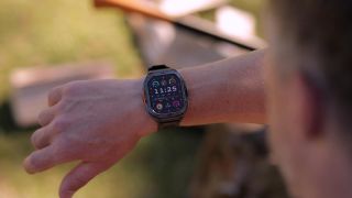 Chytré hodinky ARMODD Titan GPS s integrovanou GPS a vodotěsností 5ATM pro plavání. Vydrží nabité až 15 dní při běžném...